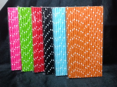 Straws with various colours per design